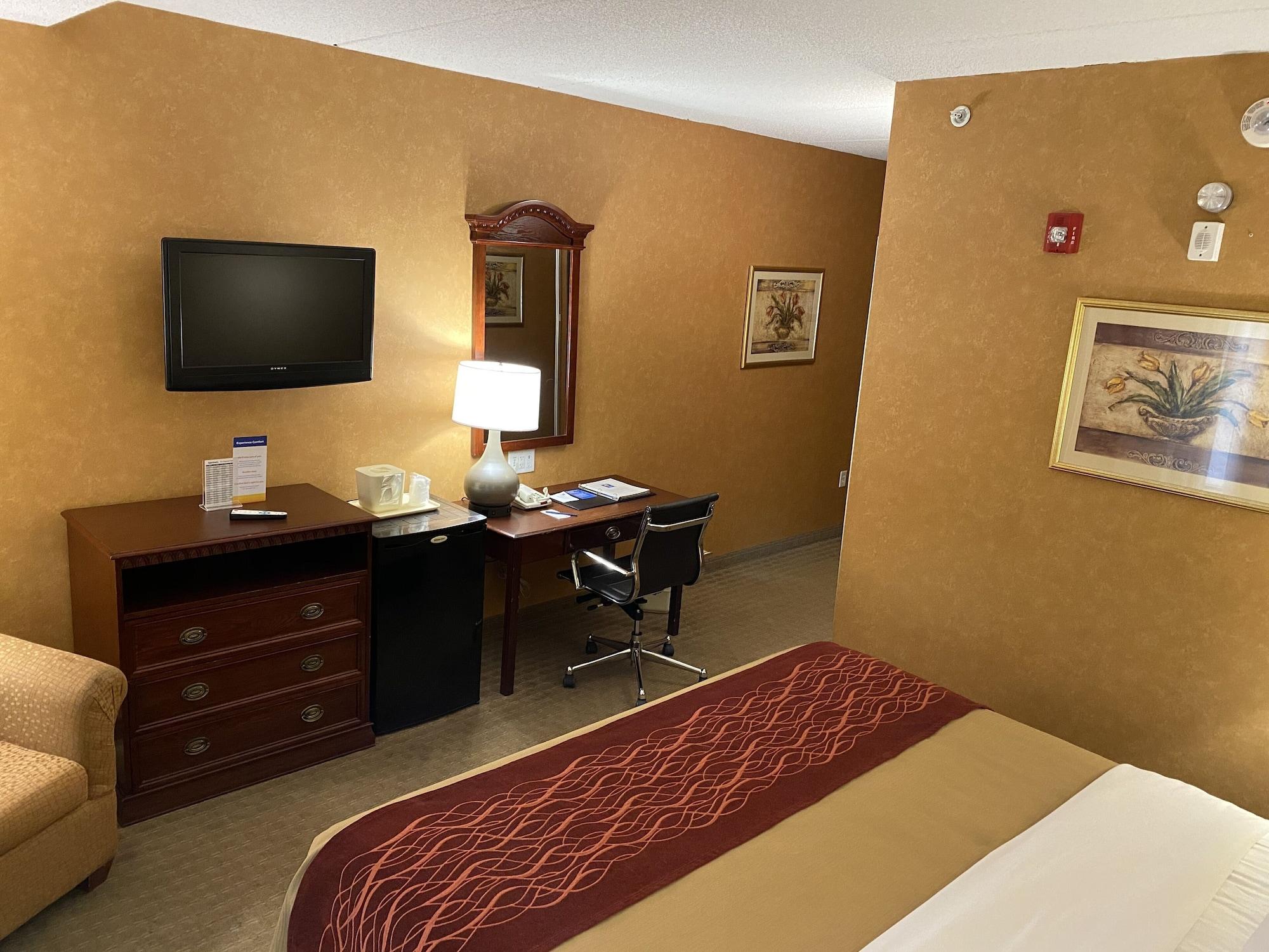 Quality Inn Near Walden Galleria Mall Cheektowaga Exterior foto