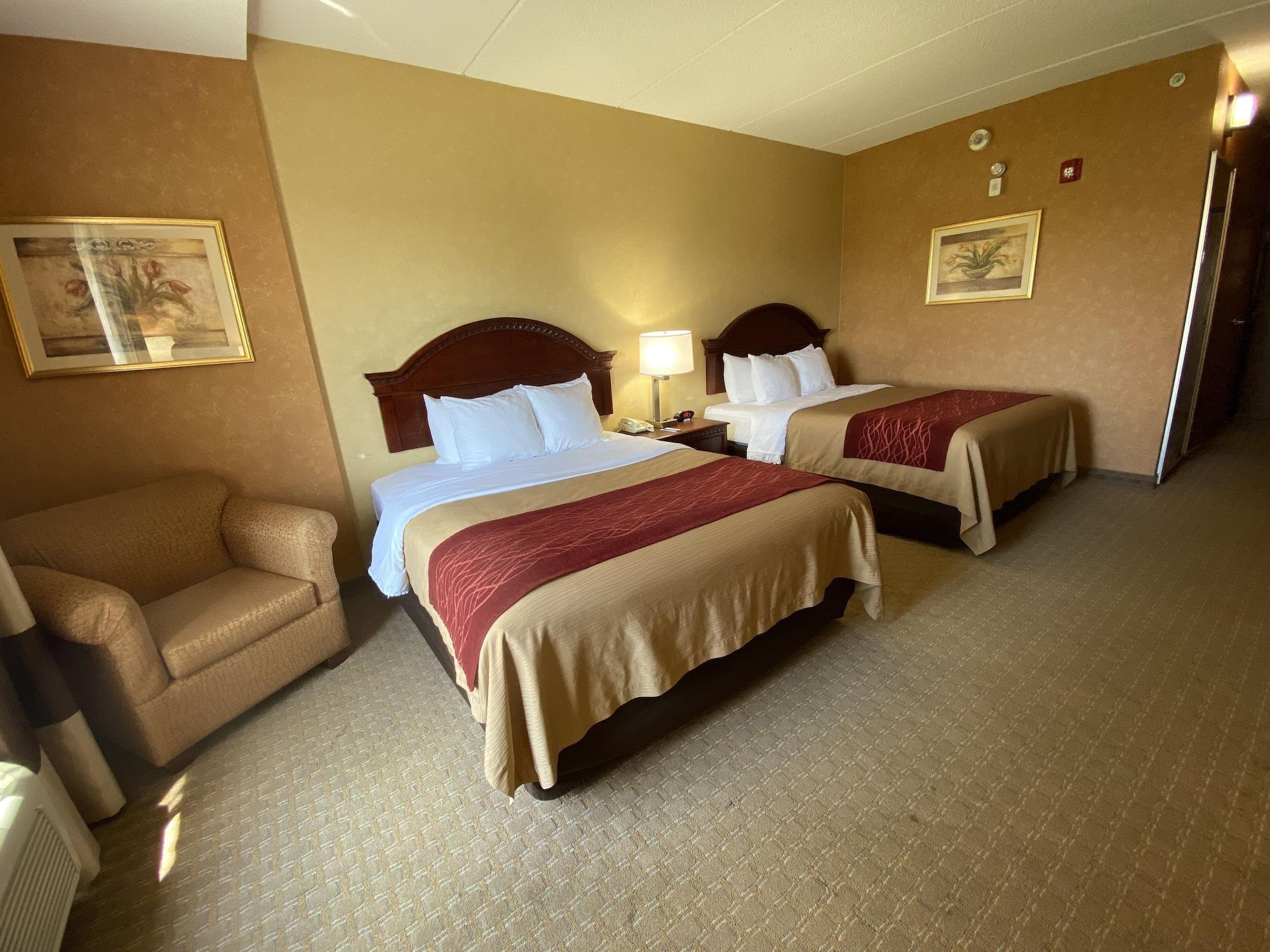 Quality Inn Near Walden Galleria Mall Cheektowaga Exterior foto