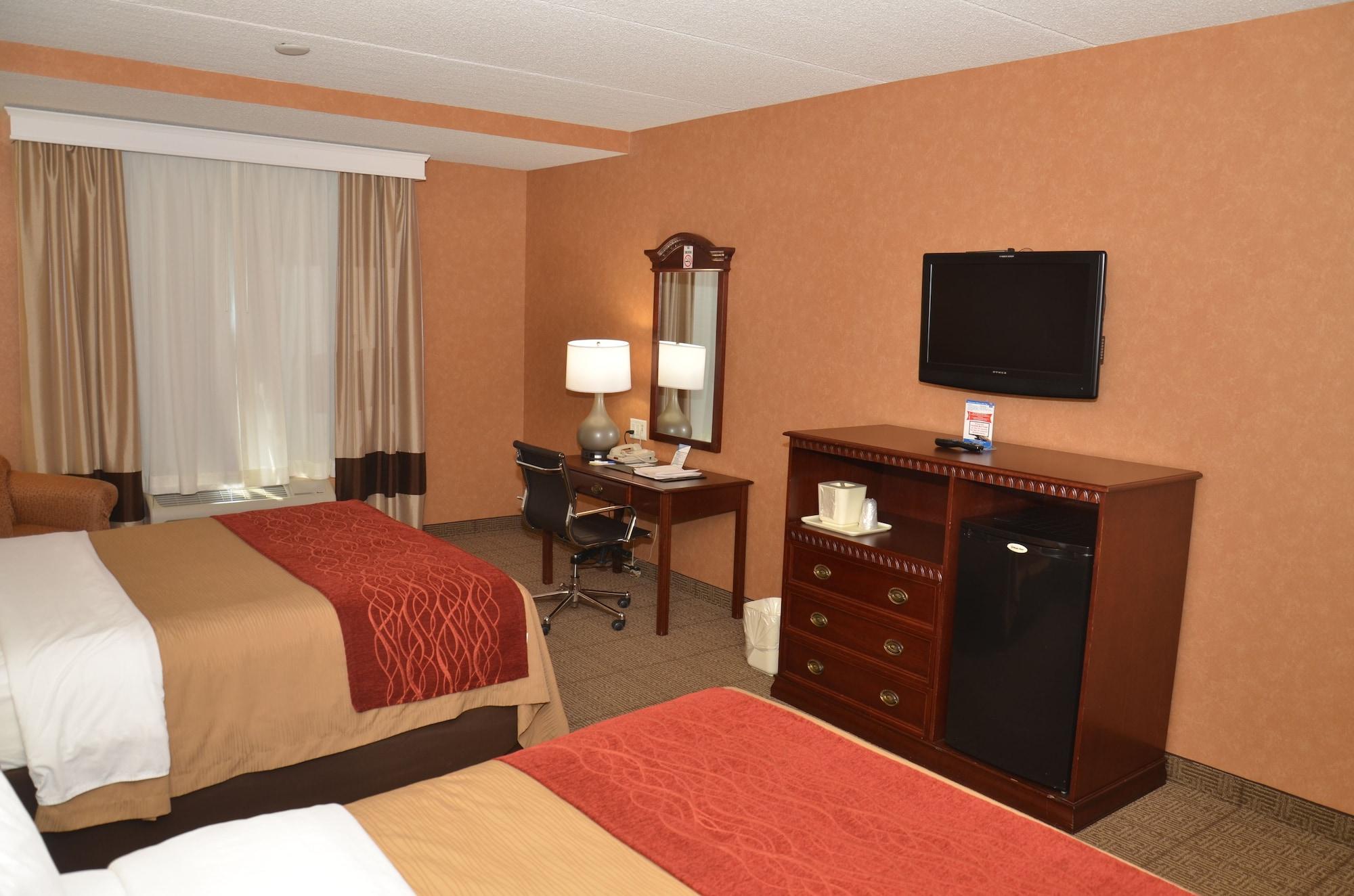 Quality Inn Near Walden Galleria Mall Cheektowaga Exterior foto