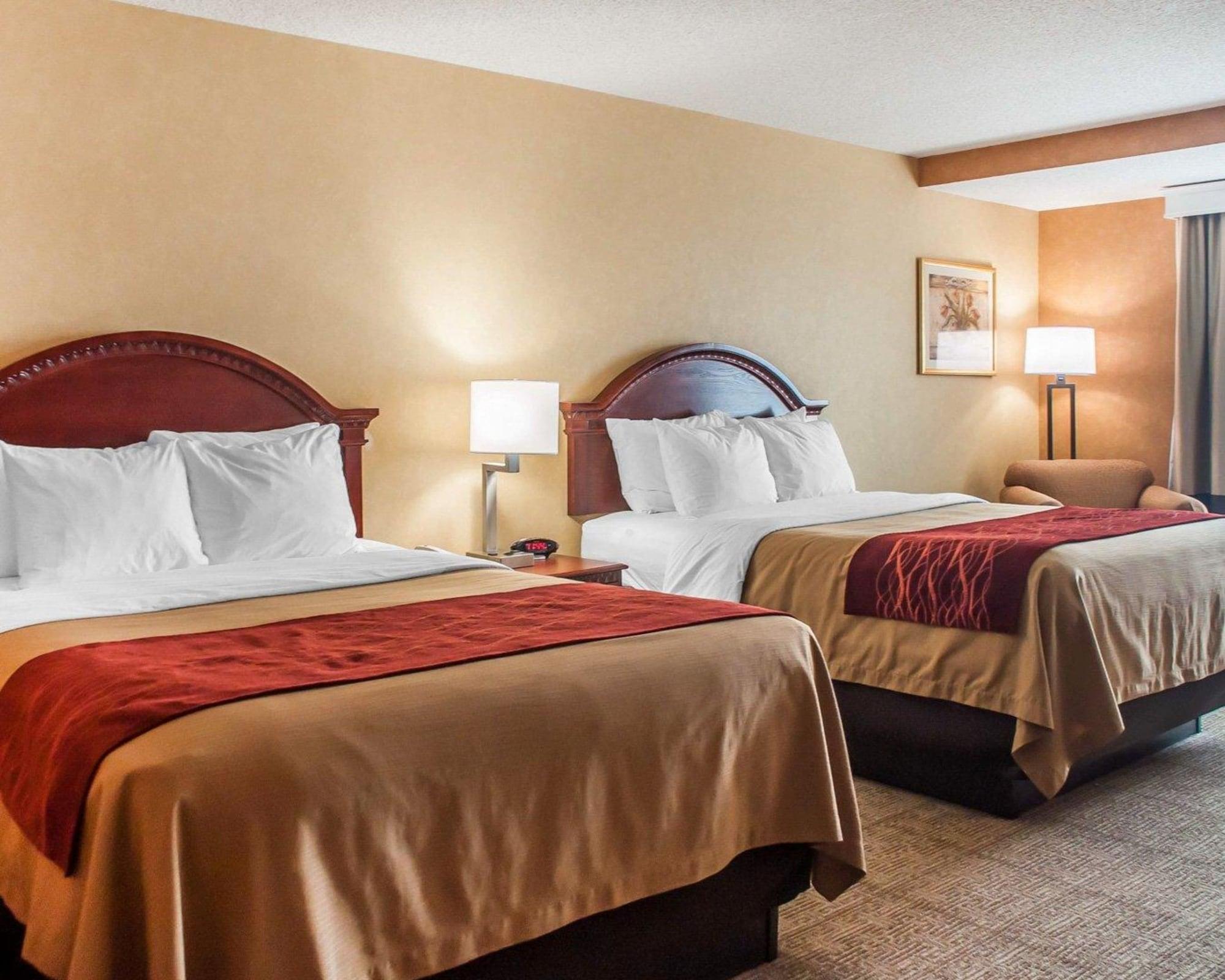 Quality Inn Near Walden Galleria Mall Cheektowaga Exterior foto
