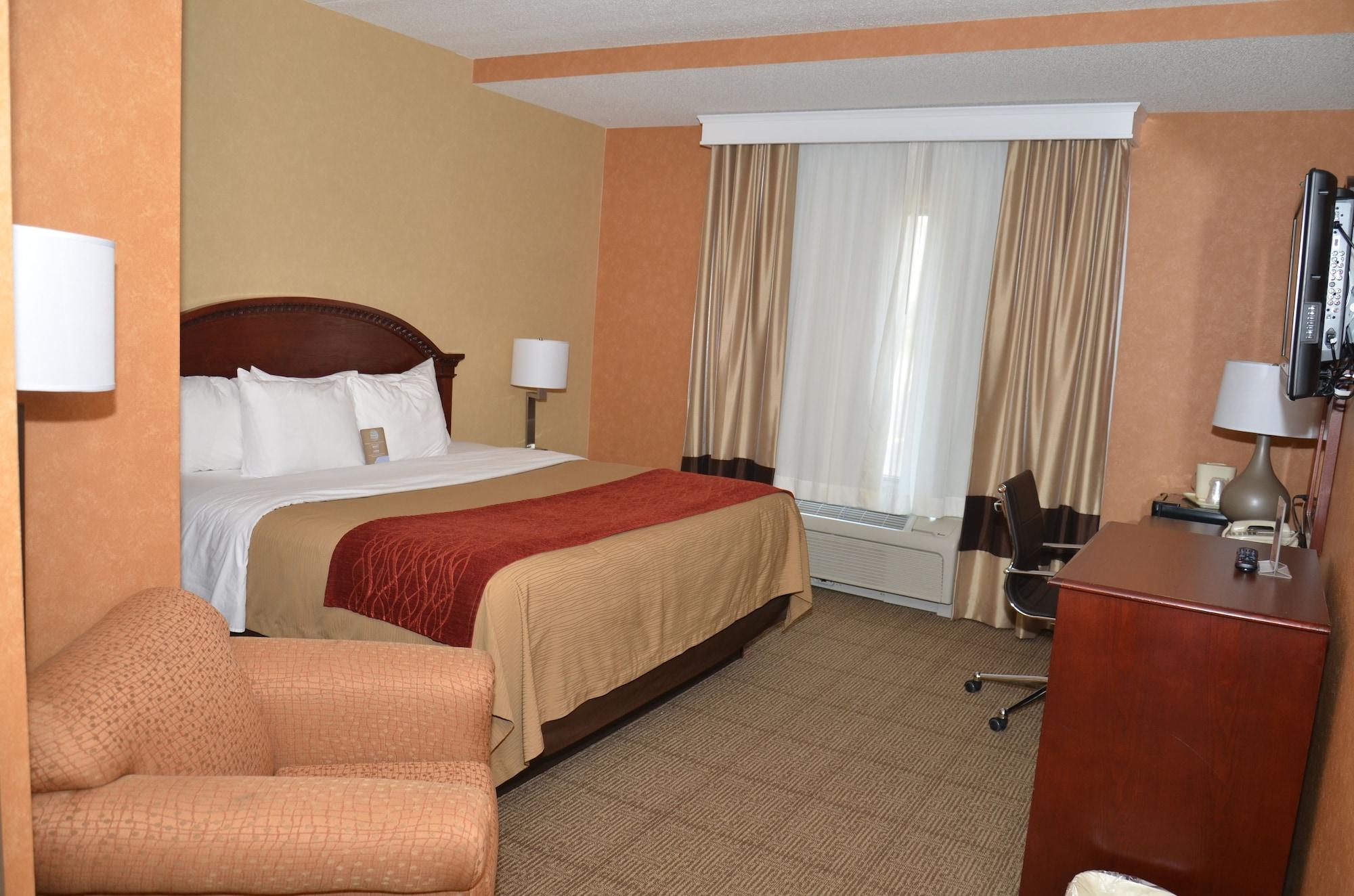 Quality Inn Near Walden Galleria Mall Cheektowaga Exterior foto