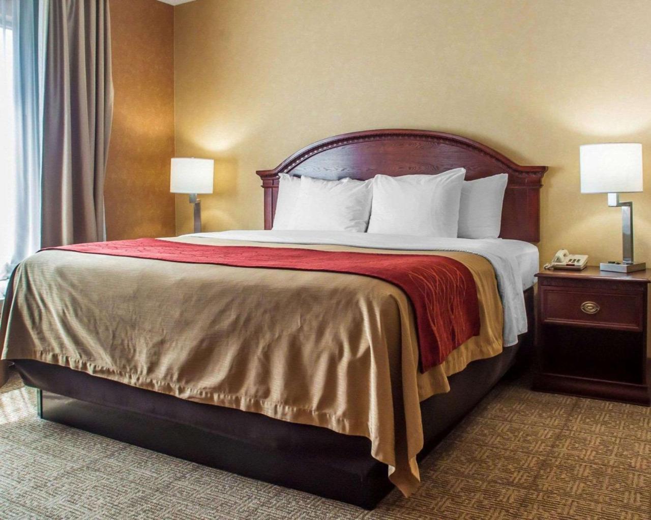 Quality Inn Near Walden Galleria Mall Cheektowaga Exterior foto