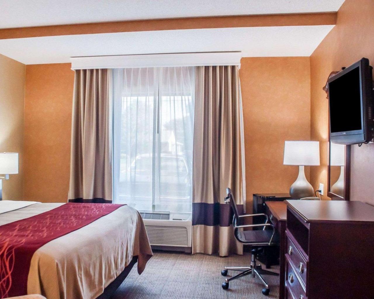 Quality Inn Near Walden Galleria Mall Cheektowaga Exterior foto