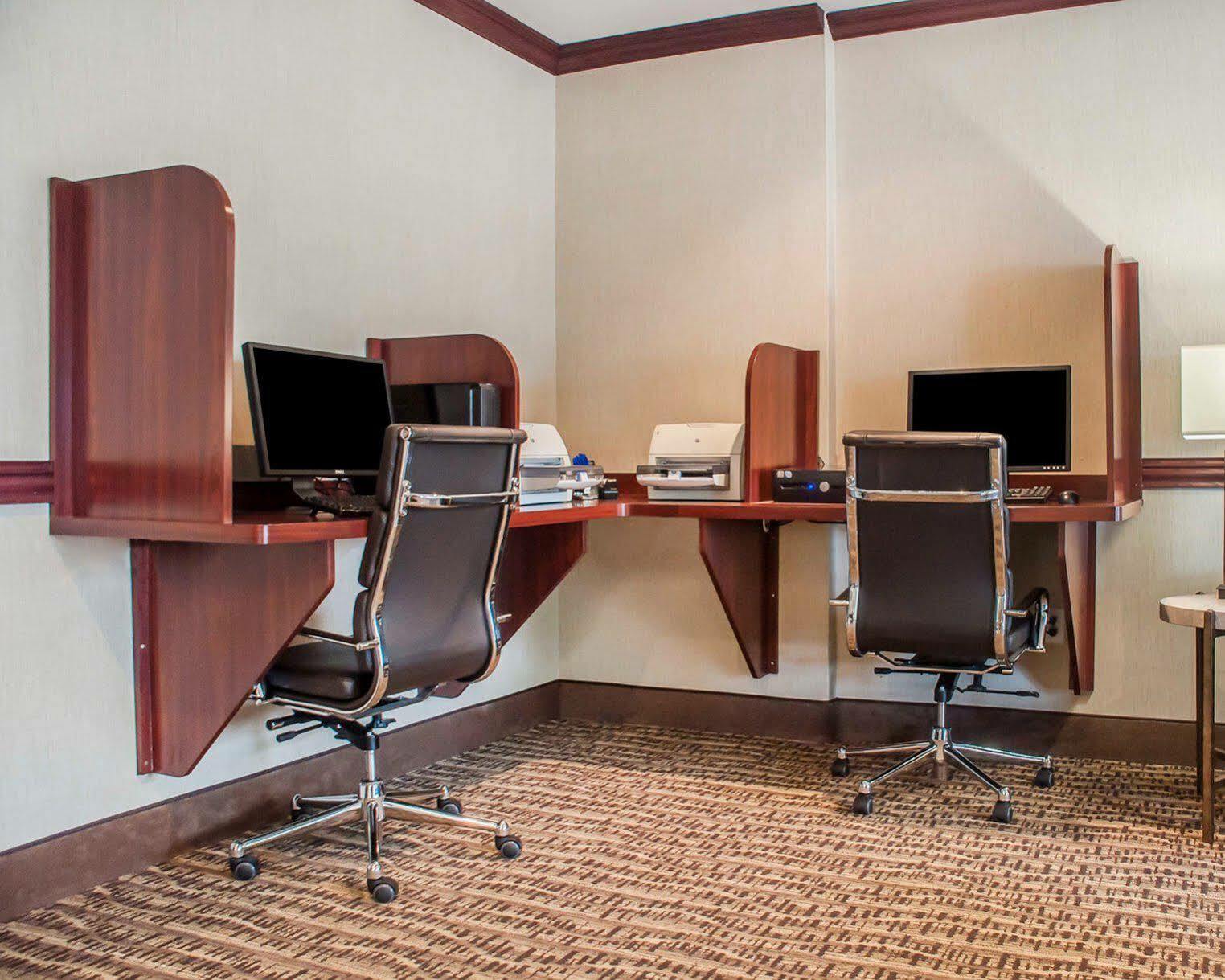 Quality Inn Near Walden Galleria Mall Cheektowaga Exterior foto