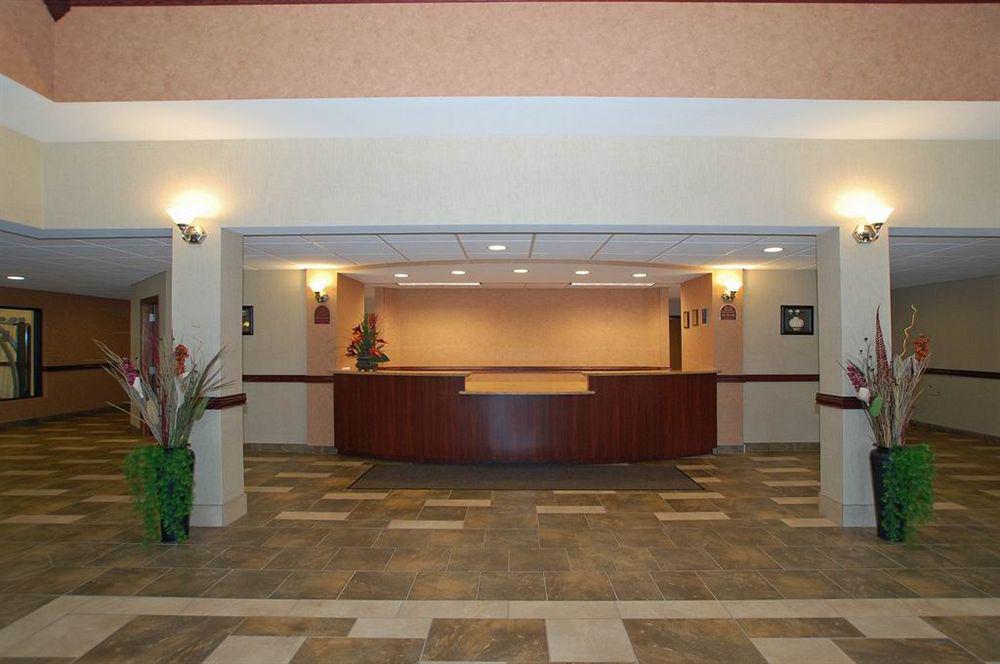 Quality Inn Near Walden Galleria Mall Cheektowaga Exterior foto